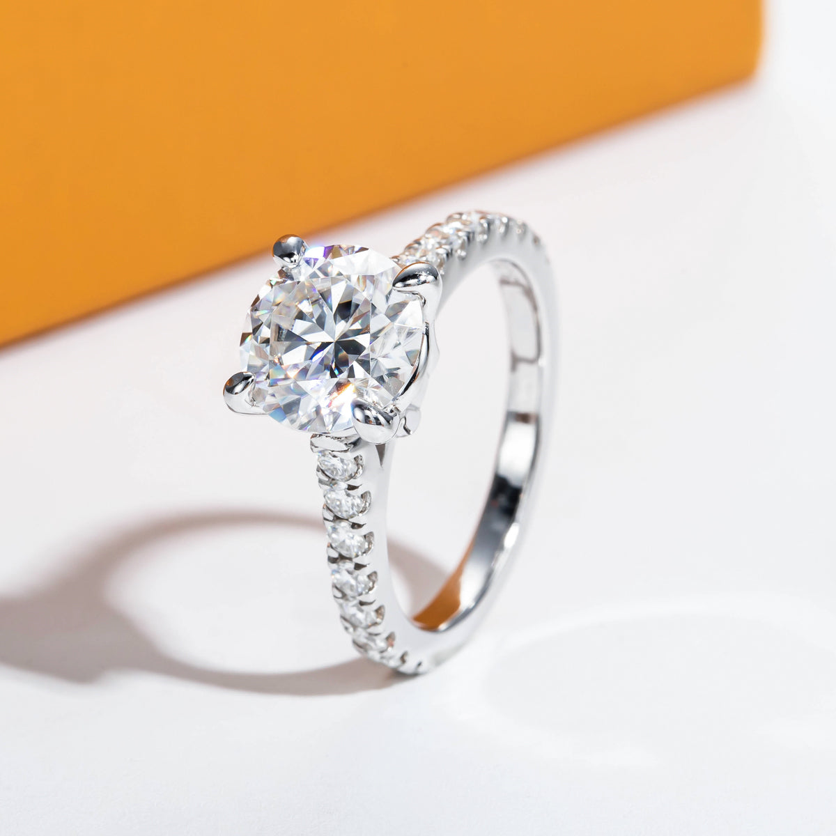 S925 Sterling Silver Women’s Round Center