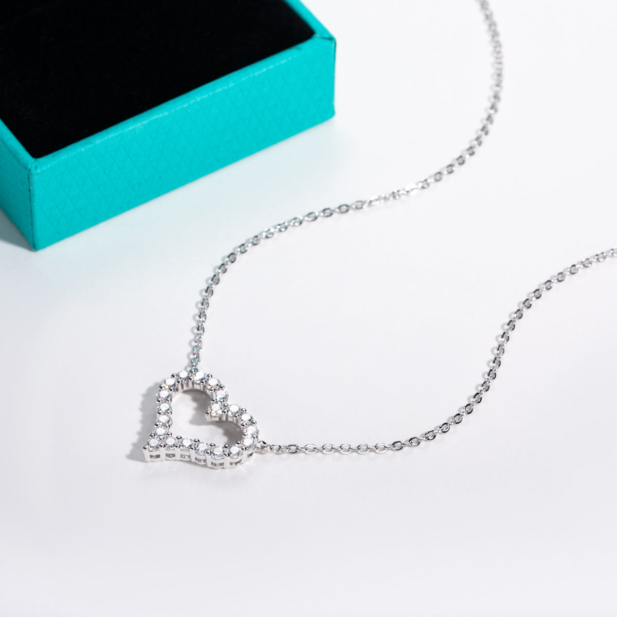S925 Sterling Silver Full Moissanite Heart Clavicle Necklace
