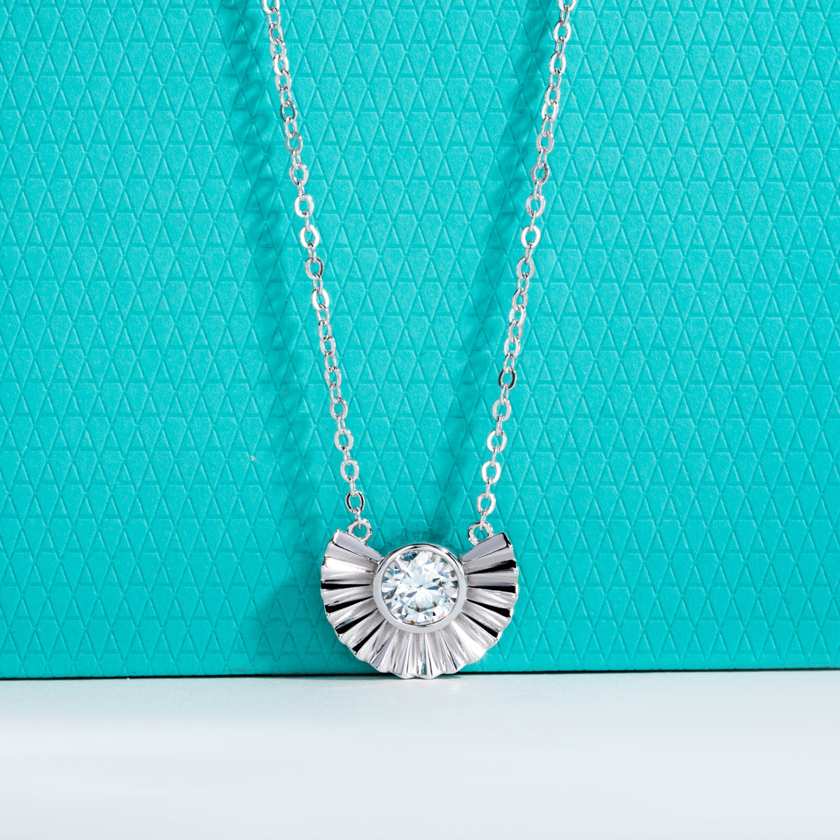 S925 Sterling Silver Fan-Shaped Moissanite Clavicle Necklace
