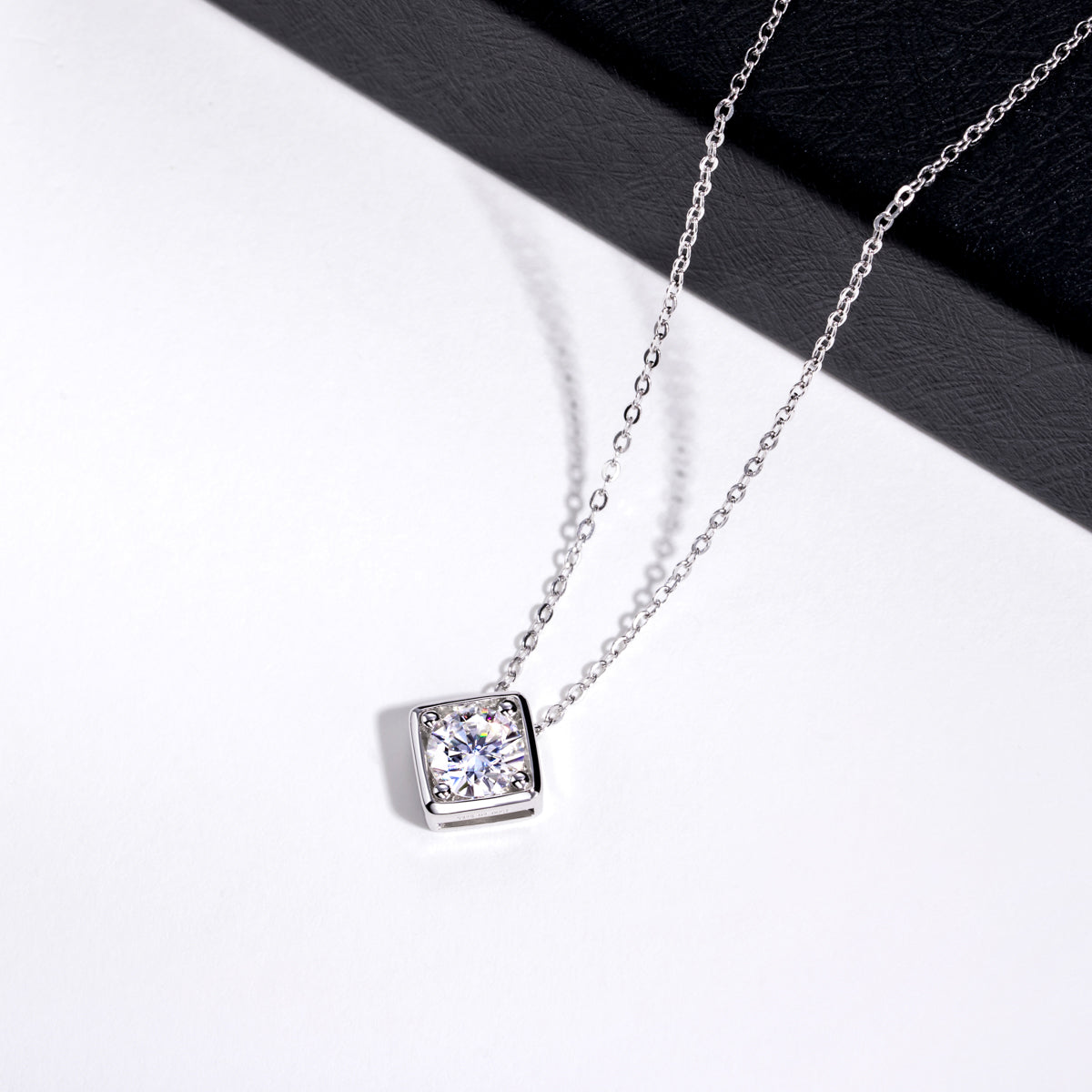 S925 Sterling Silver Moissanite Square Pendant Necklace
