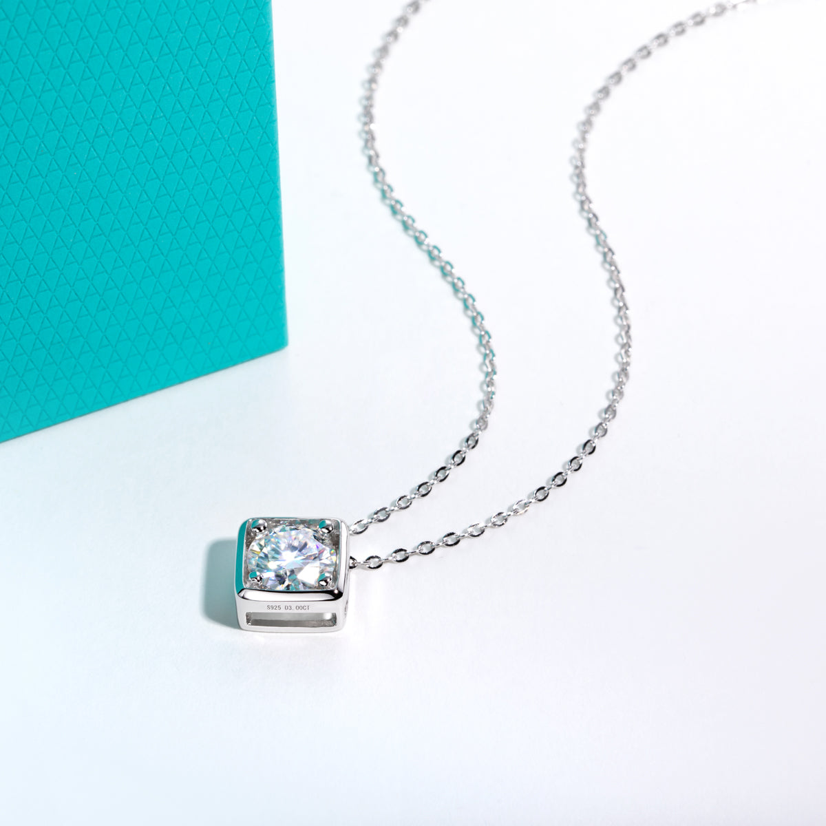 S925 Sterling Silver Moissanite Square Pendant Necklace