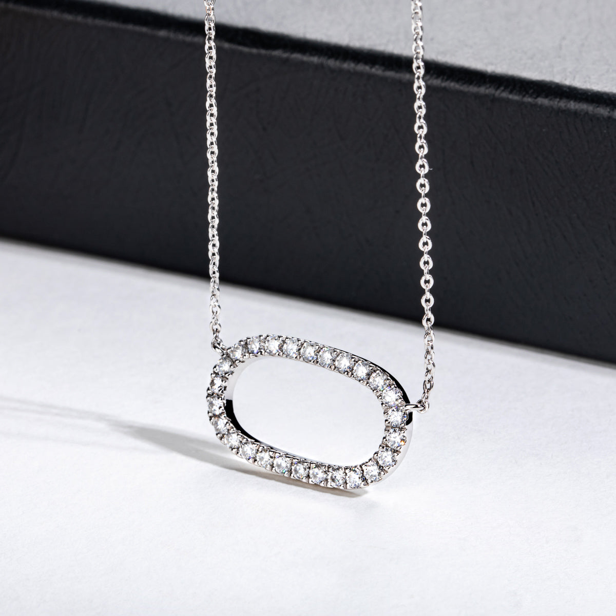 18K Gold Oval Moissanite Necklace