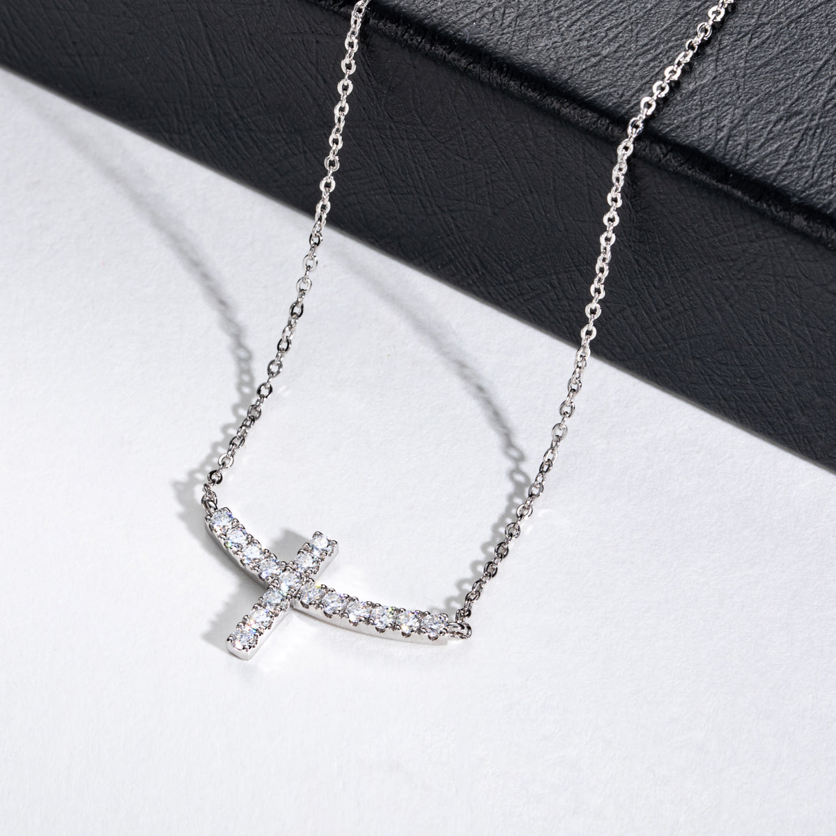 18K Gold Full Paved Moissanite Cross Necklace