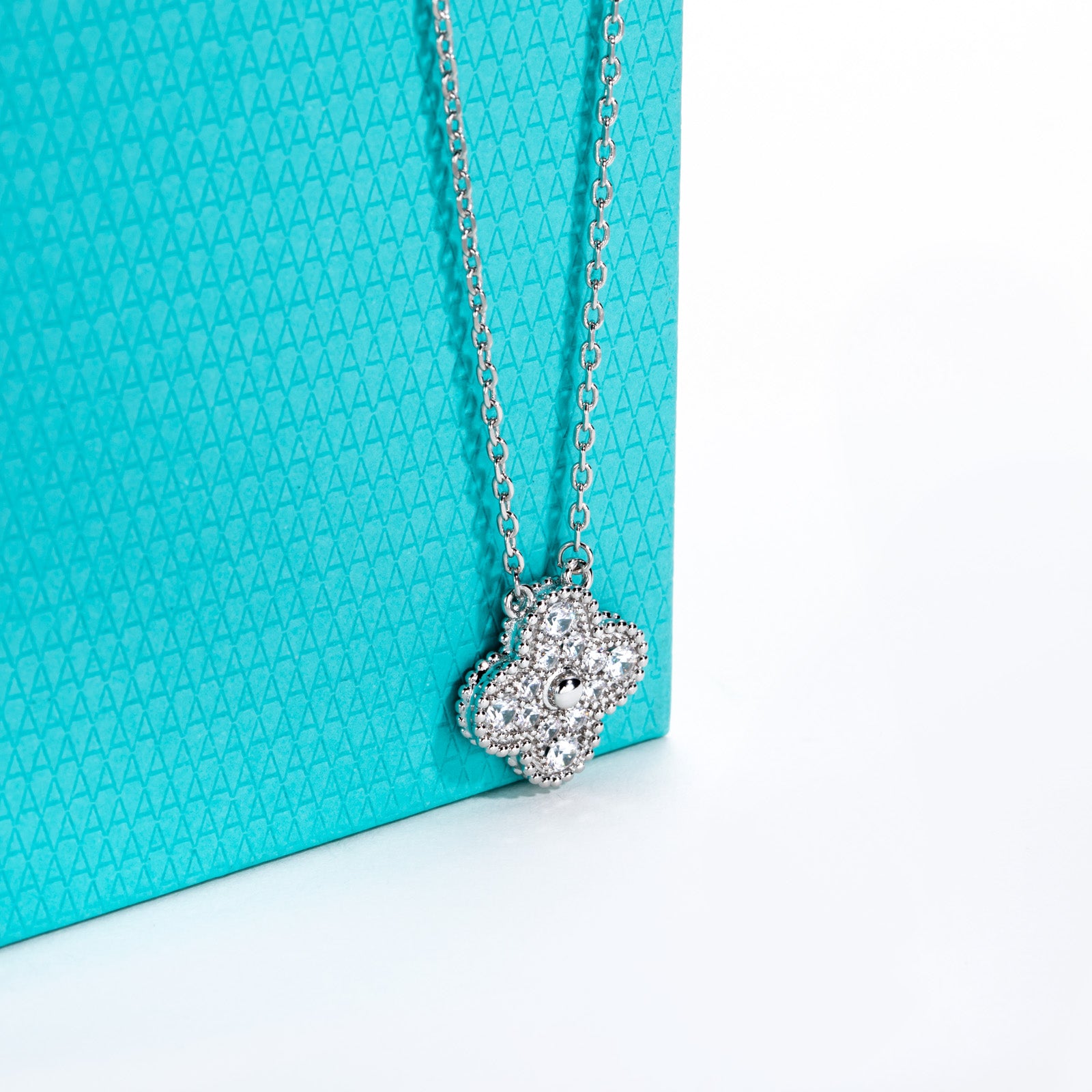 Halo Clover Lucky Necklace