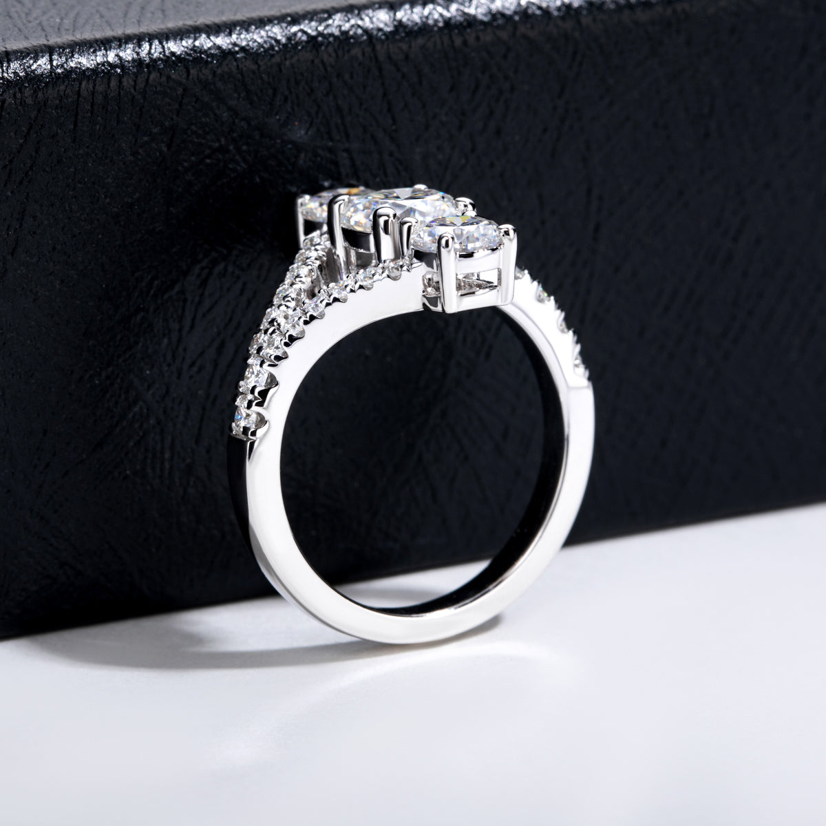 S925‑Silver Moissanite Y‑Shape Three‑Stone Starburst Ring