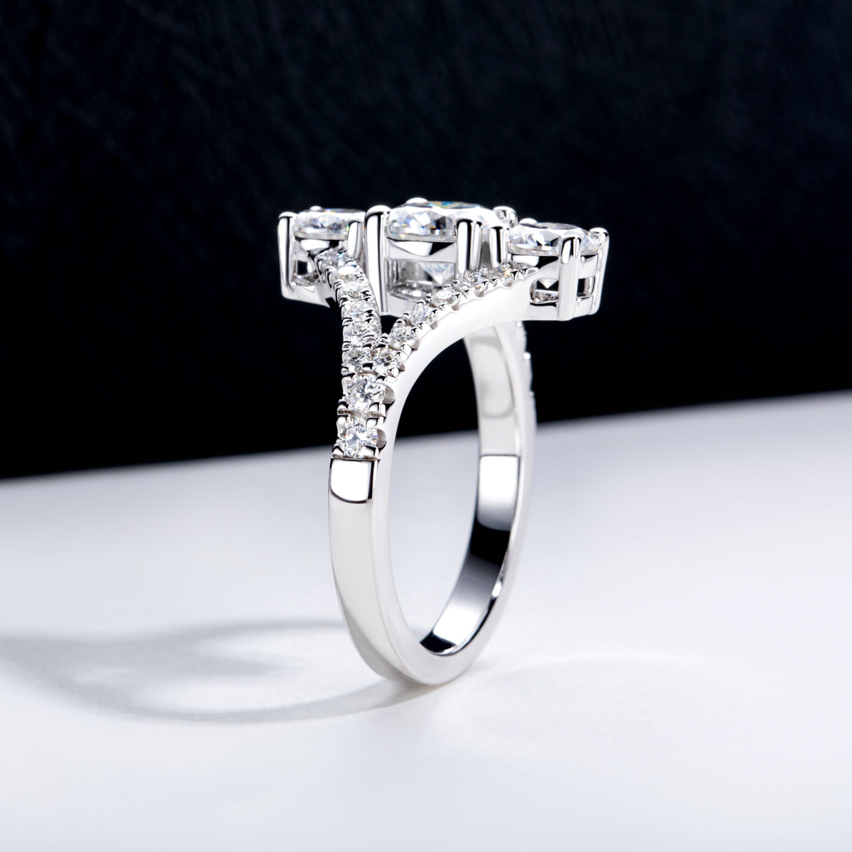 S925‑Silver Moissanite Y‑Shape Three‑Stone Starburst Ring