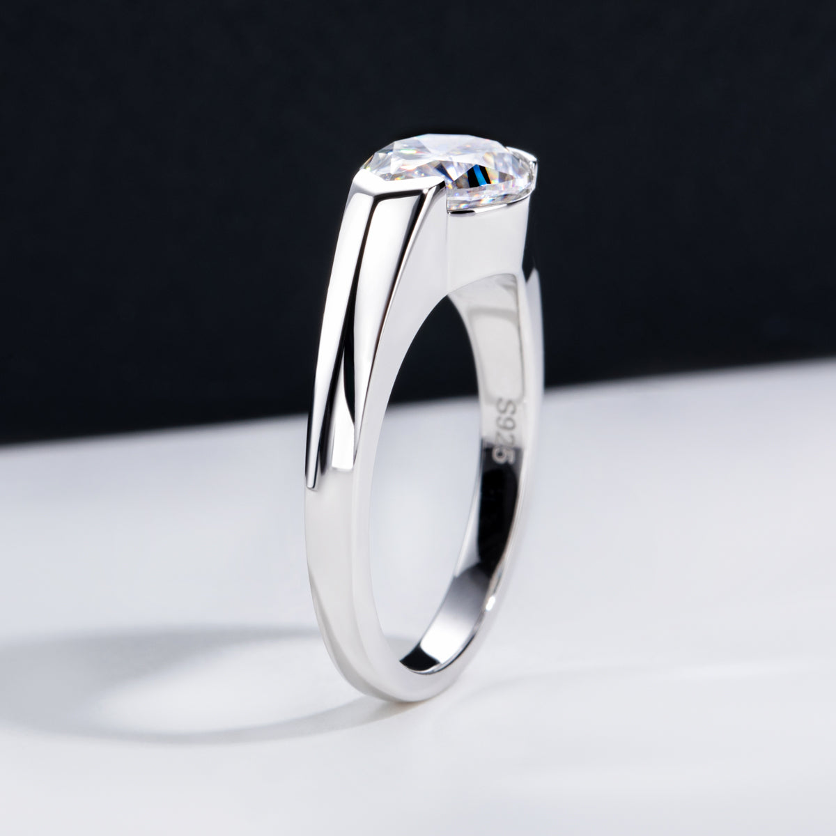S925‑Silver 2.5‑Carat Pear‑Shaped Moissanite Ring