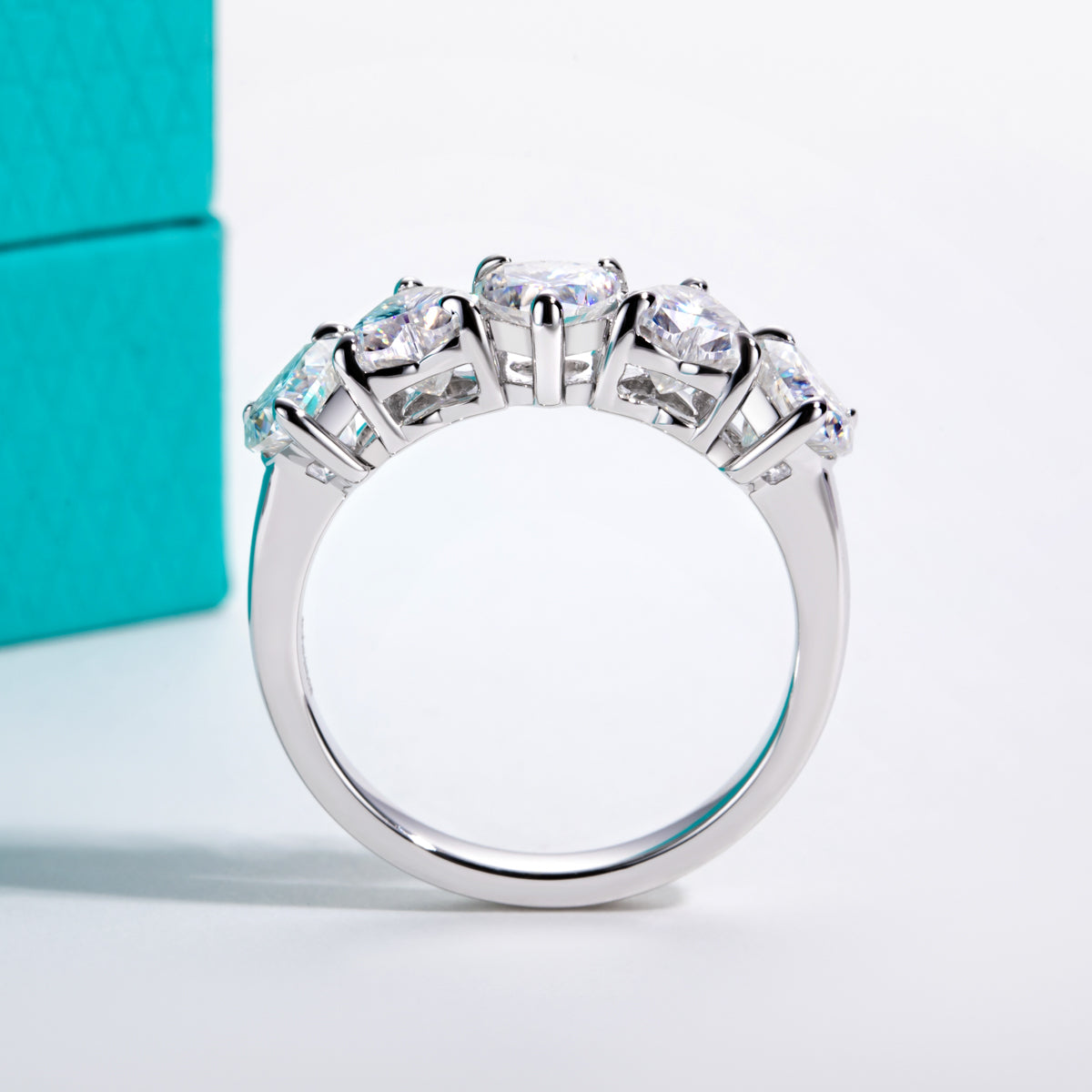 S925 Sterling Silver Five-Stone Heart Moissanite Ring