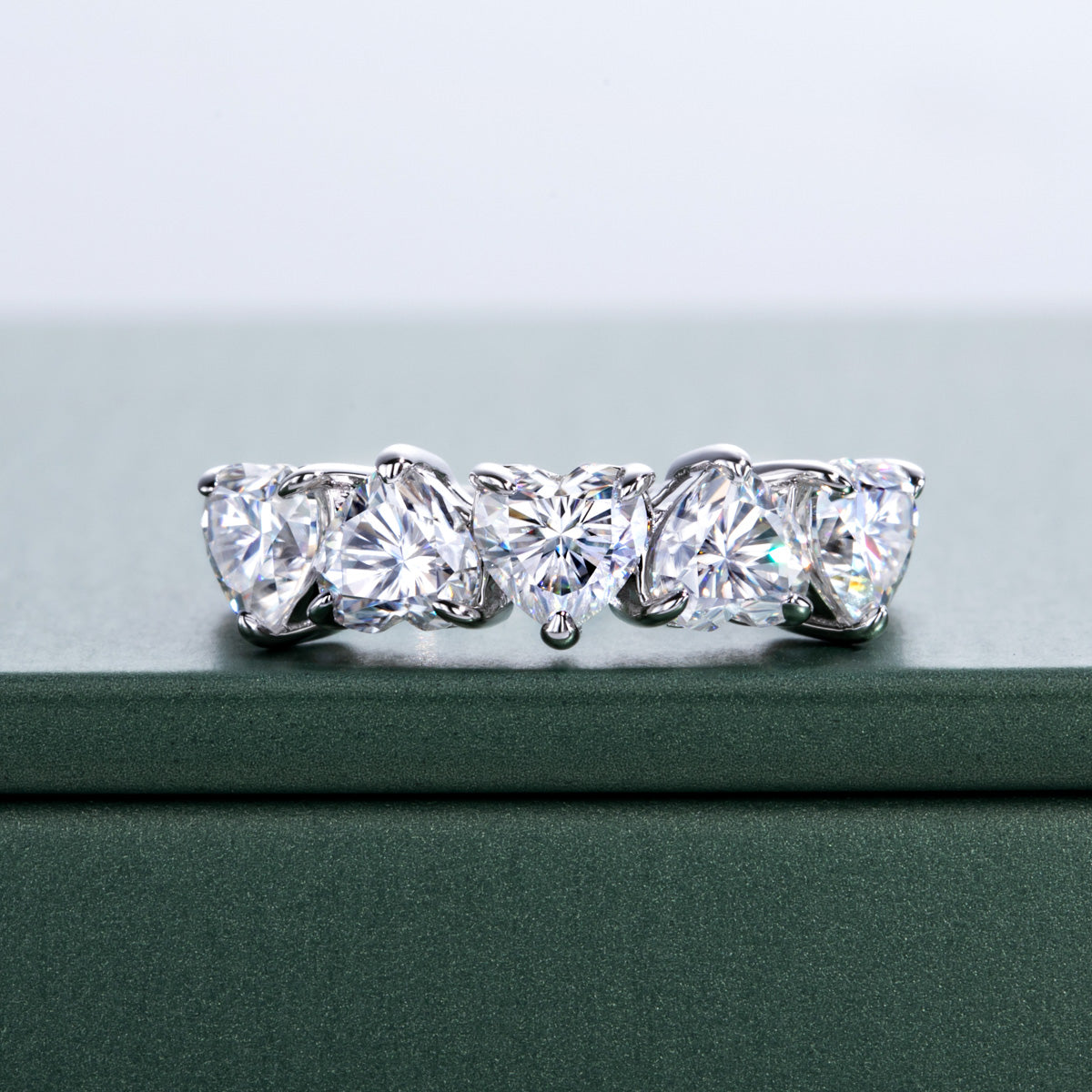 S925 Sterling Silver Five-Stone Heart Moissanite Ring