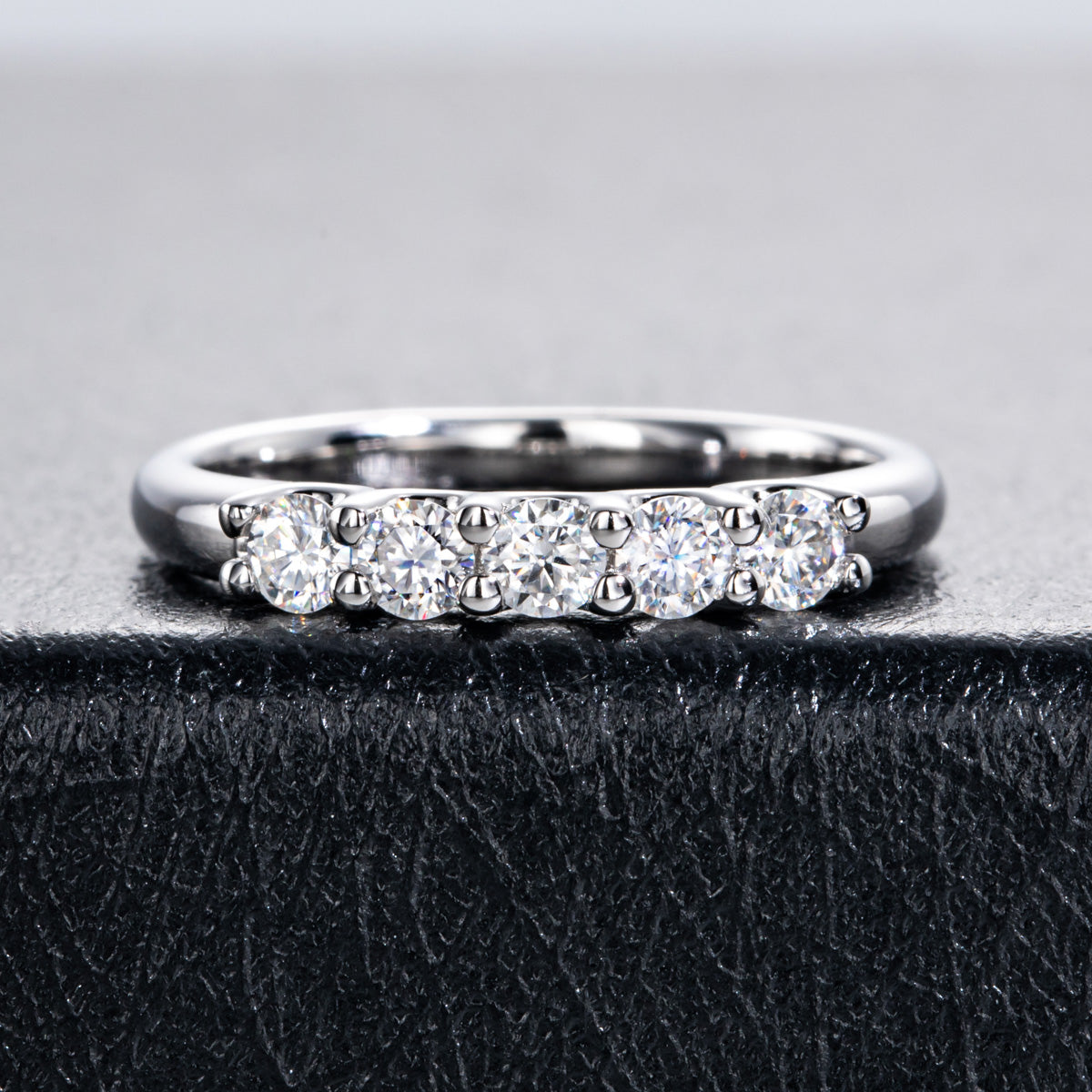 18K Gold Moissanite 5-Stone 0.5CT Ring