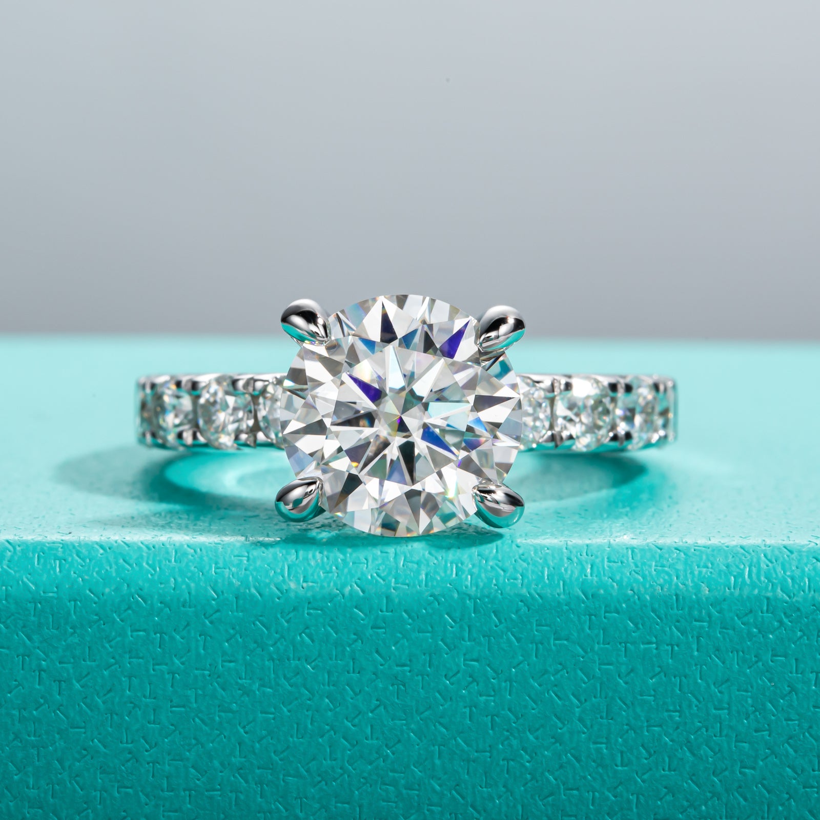 Round Cut Pavé Moissanite Engagement Ring (4.3cttw)