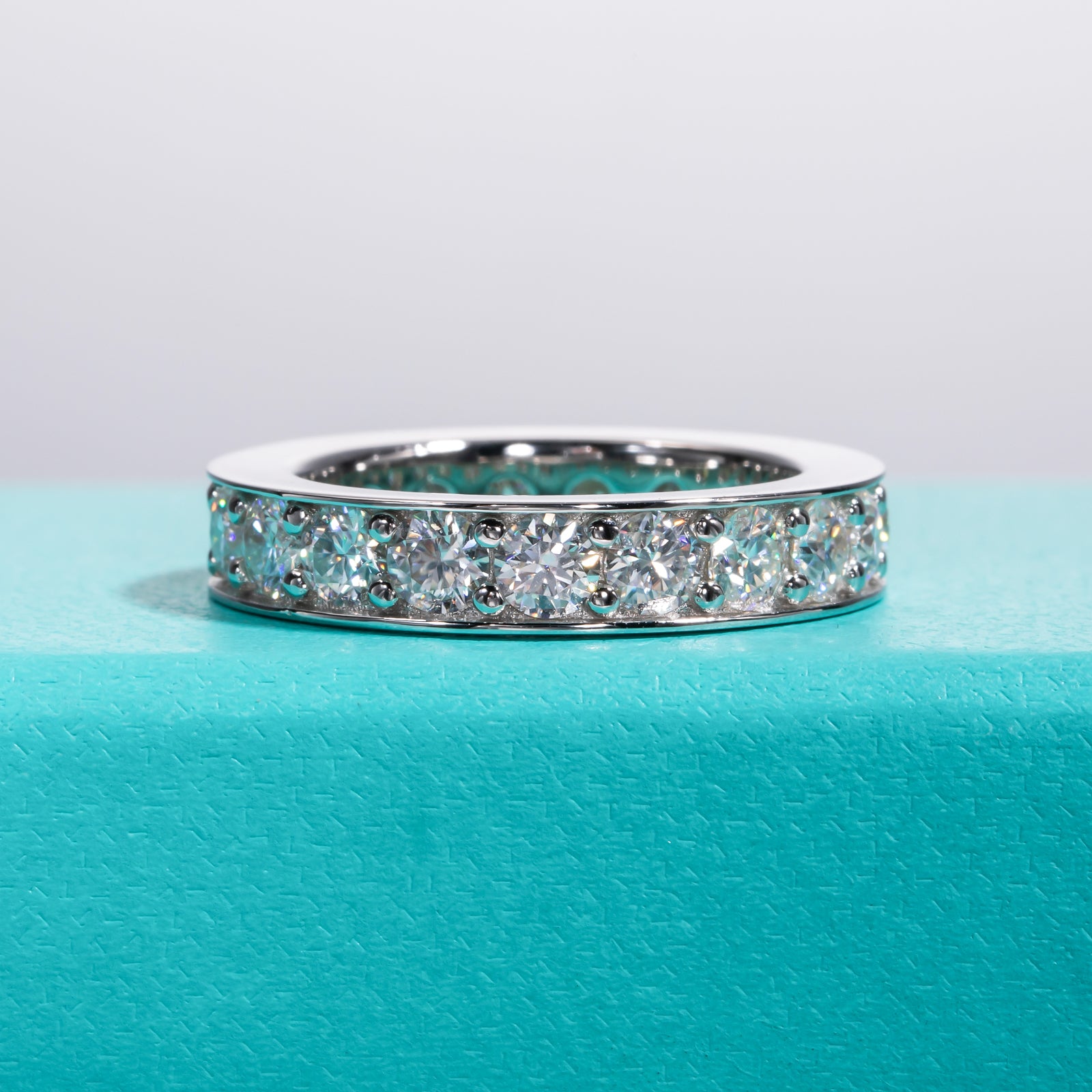 Round Cut Moissanite Wedding Band (4.4 cttw)