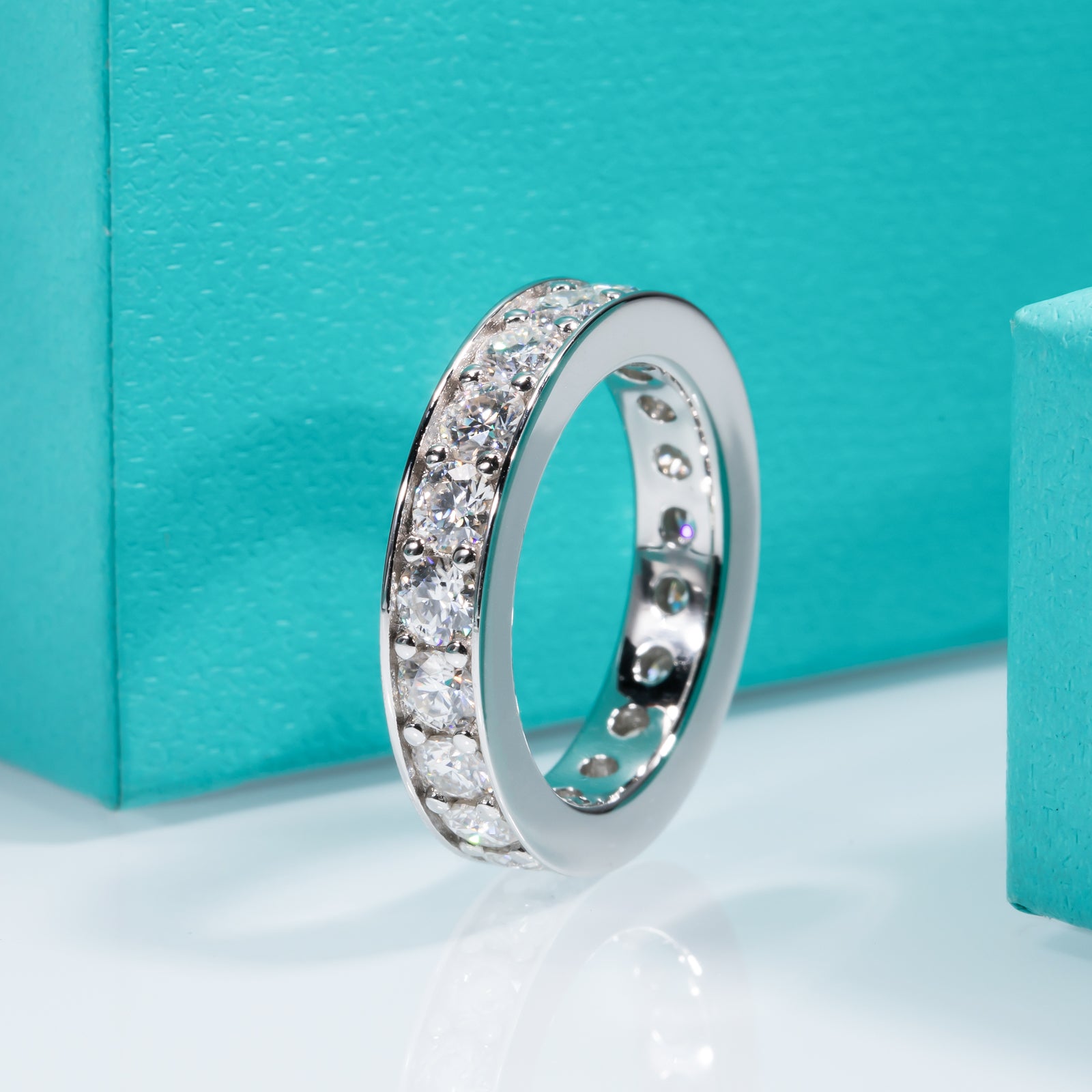 Round Cut Moissanite Wedding Band (4.4 cttw)