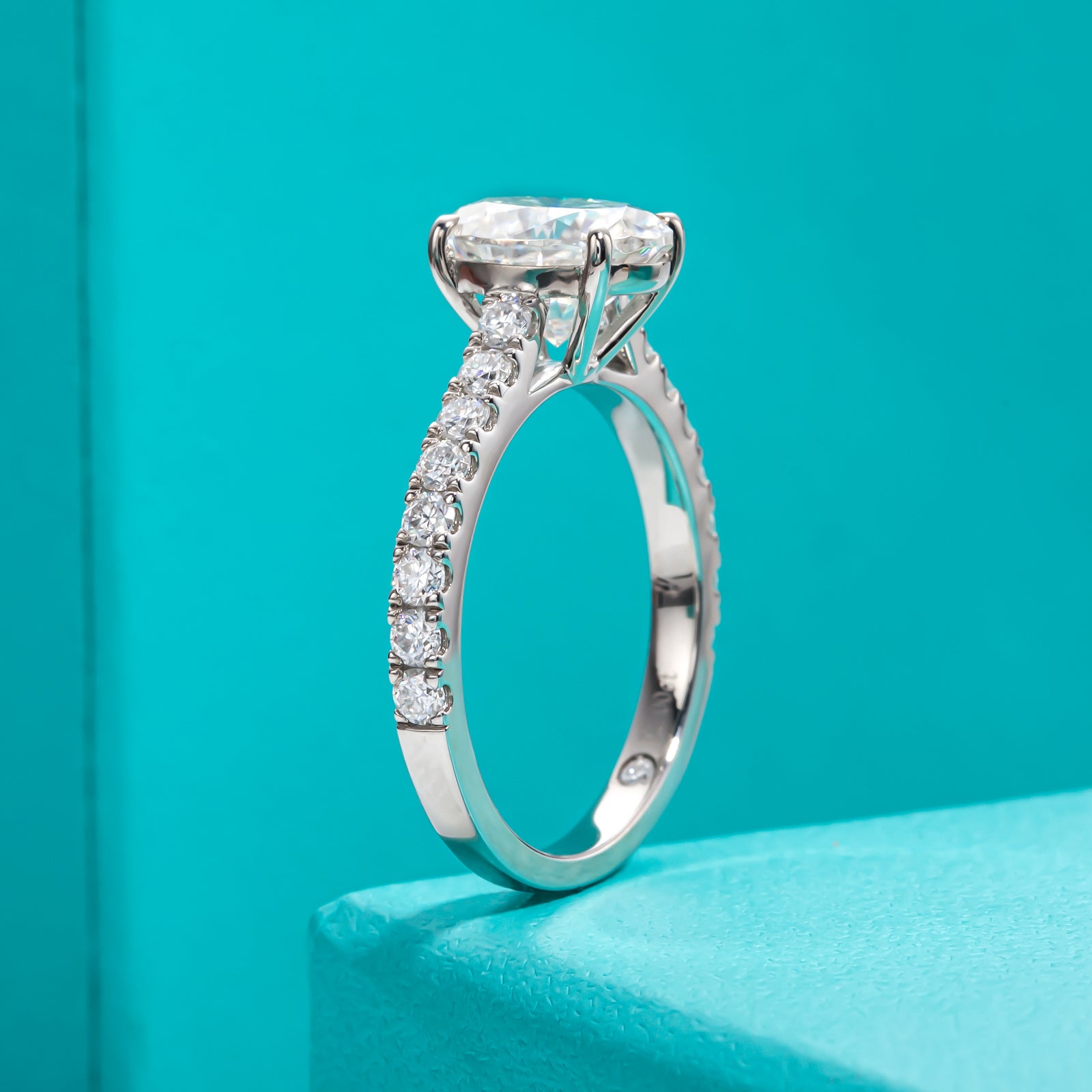 Oval Cut Pavé Moissanite Engagement Ring (2 ct)