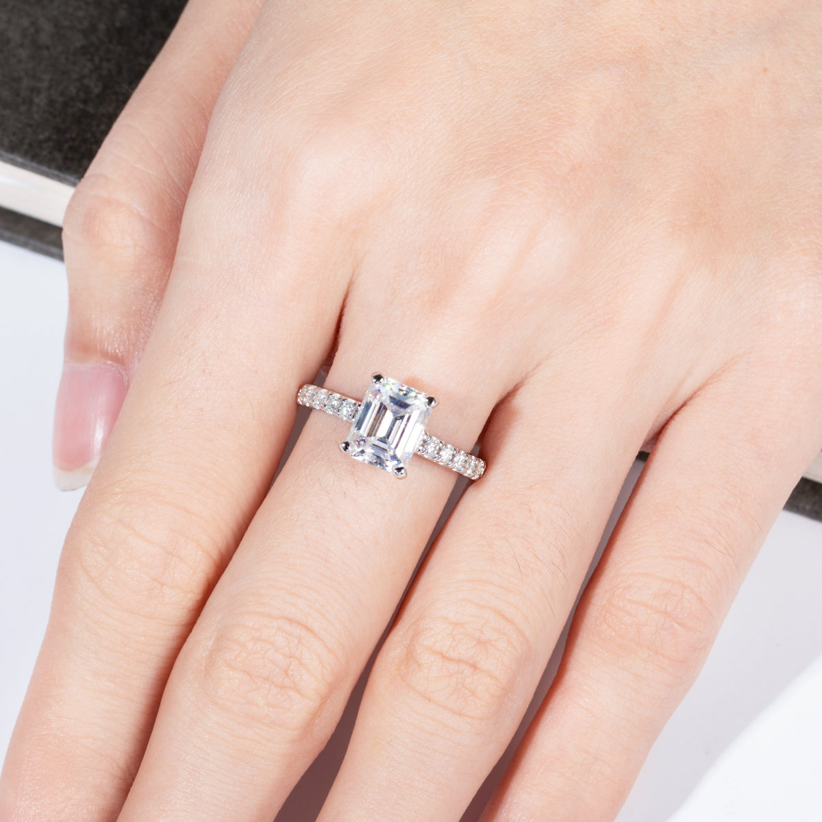 S925 Sterling‑Silver 7×9mm Emerald‑Cut 3CT Moissanite Ring