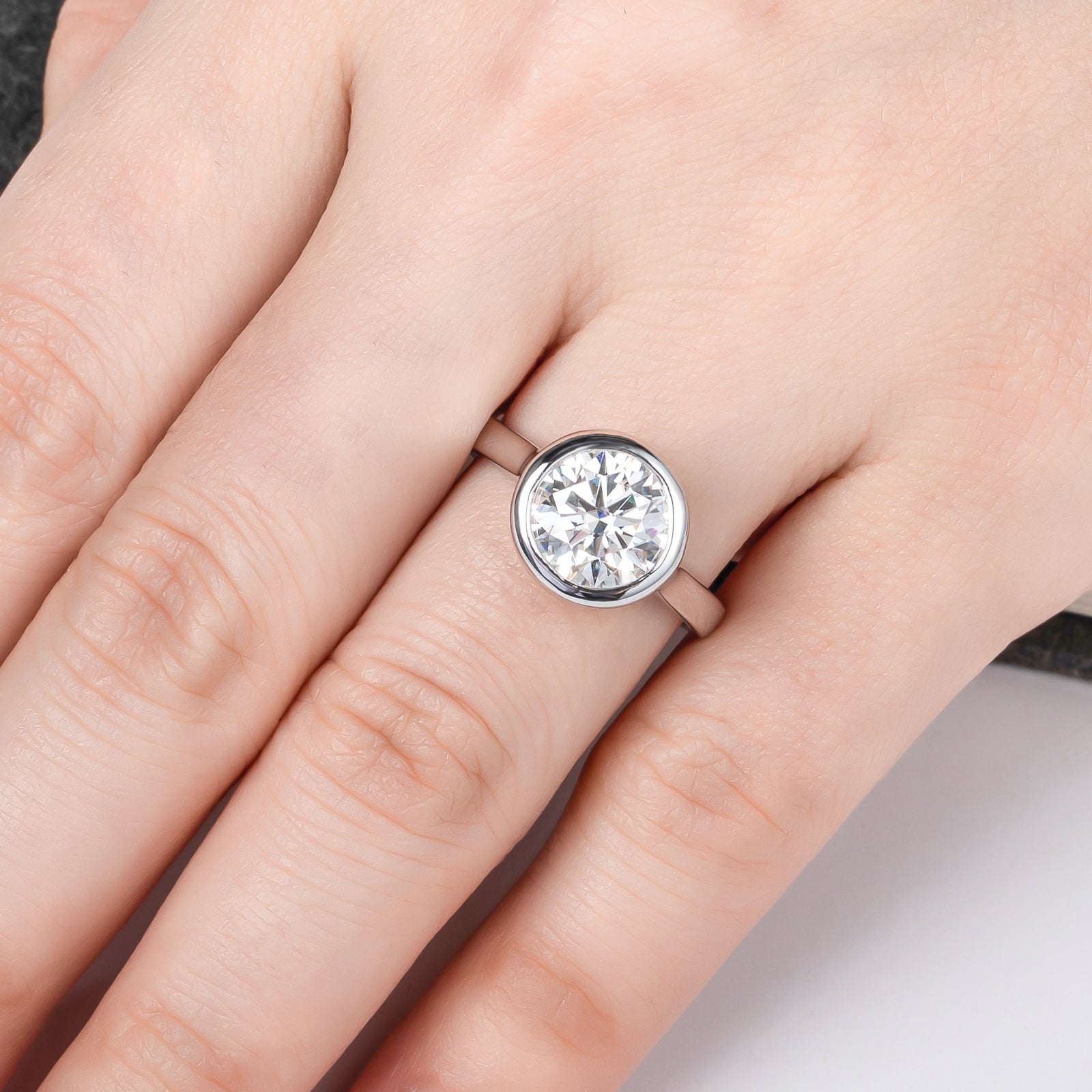 Round Cut Bezel Moissanite Engagement Ring (3ct)