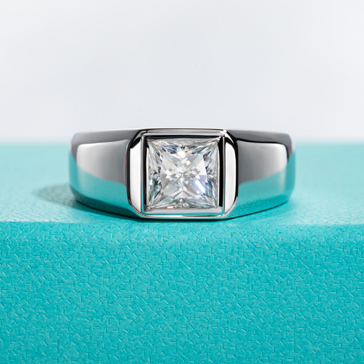 2CT 7x7mm Princess Square Moissanite Ring