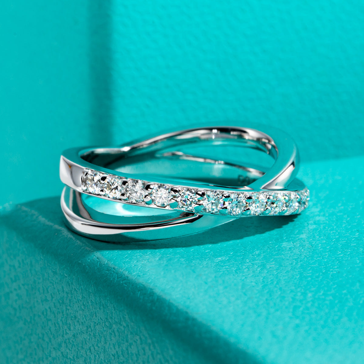S925 Silver 2.0mm Moissanite X Cross Ring