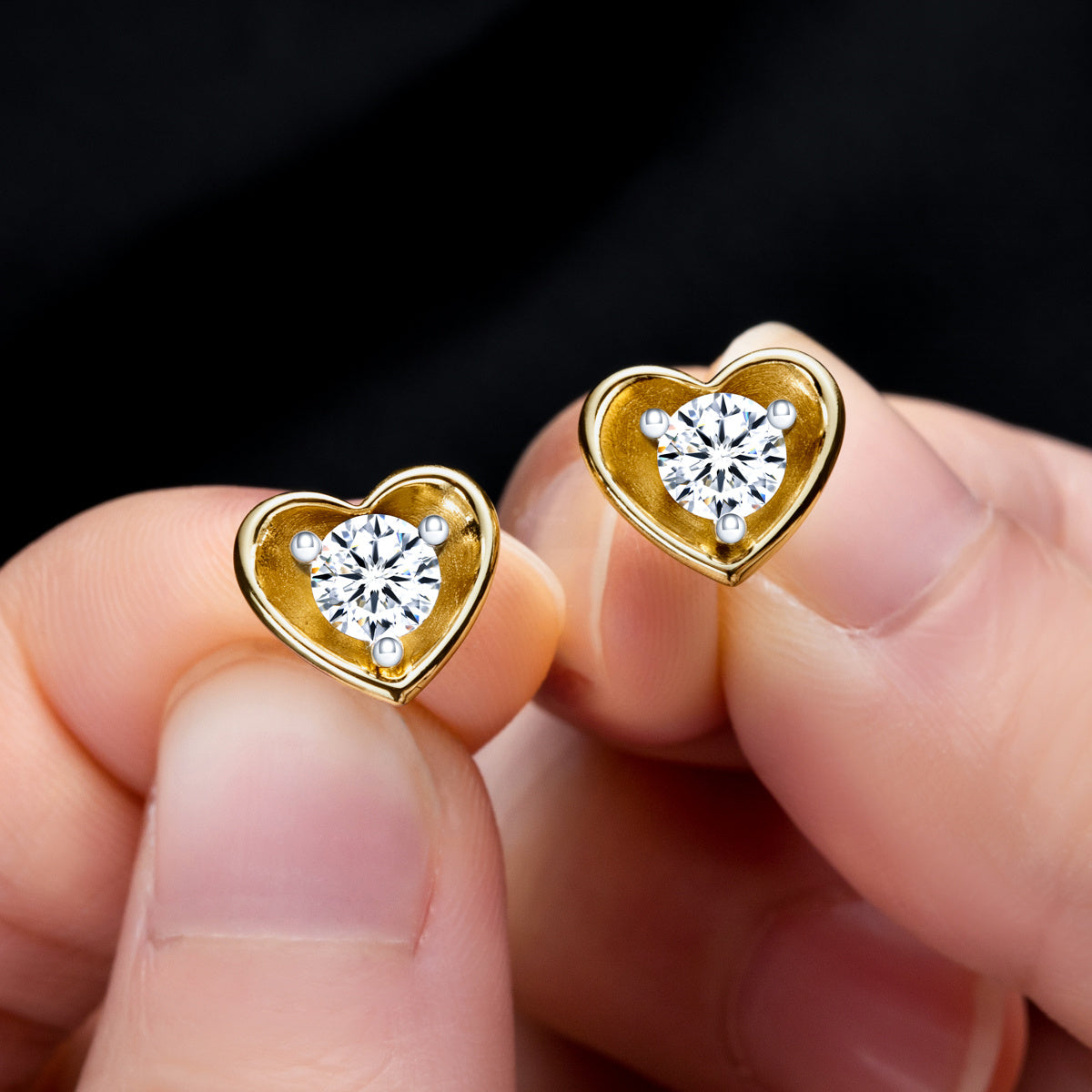 925 Sterling Silver 5mm Heart Cut Moissanite Stud Earrings