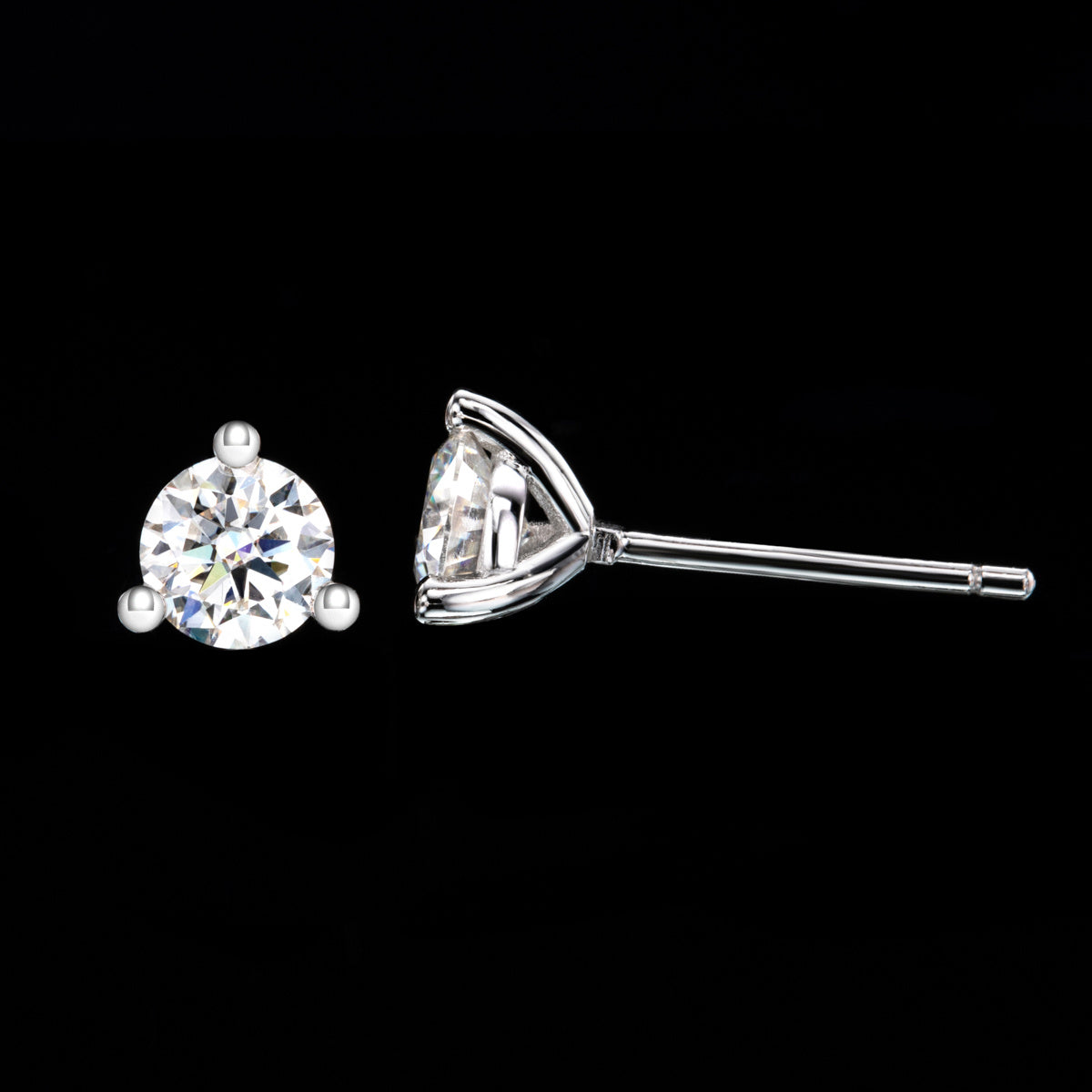 925 Sterling Silver 5mm Heart Cut Moissanite Stud Earrings