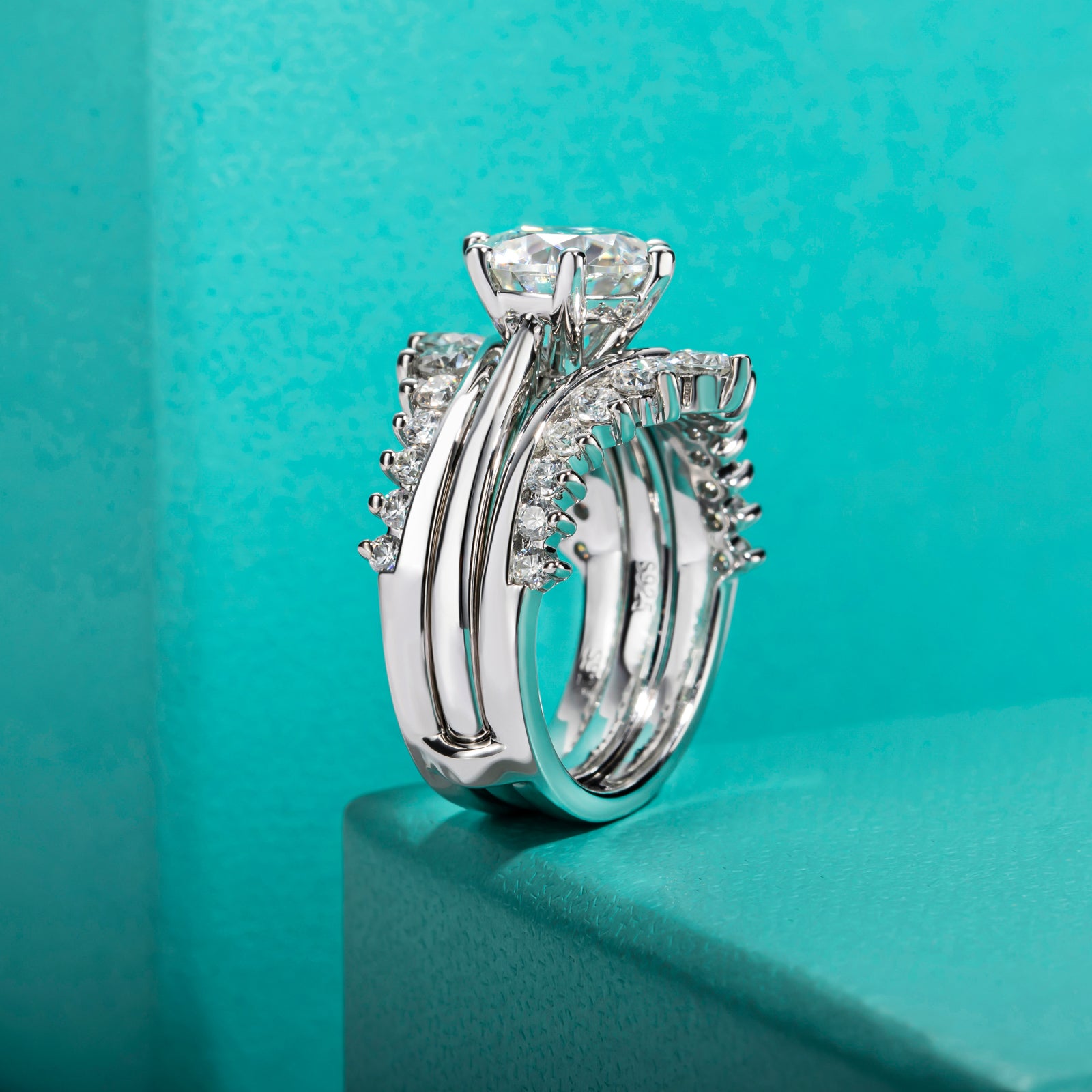 Round Cut Moissanite Engagement Ring Bridal Set (4.52cttw)