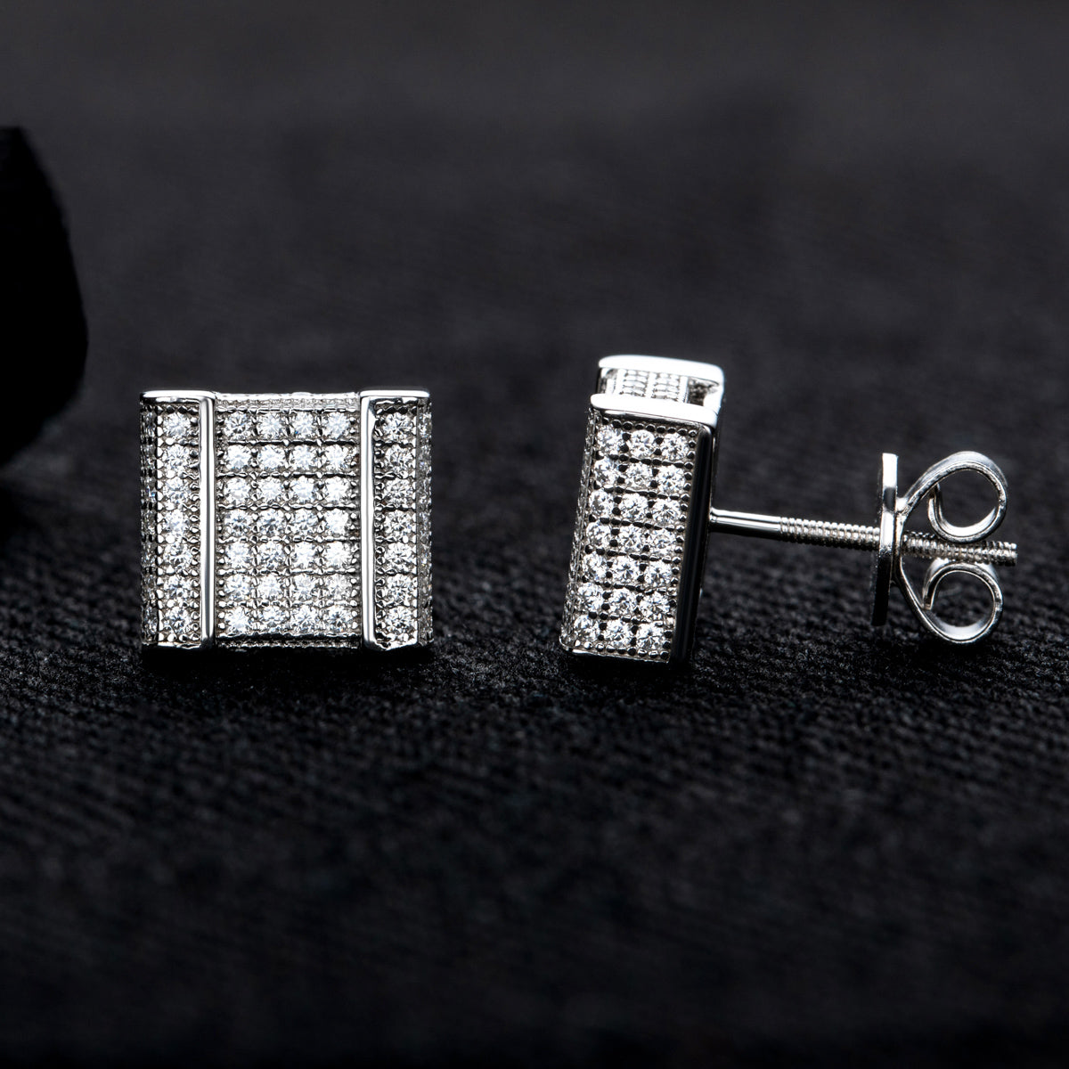 S925 Sterling Silver Round Moissanite Stud Earrings