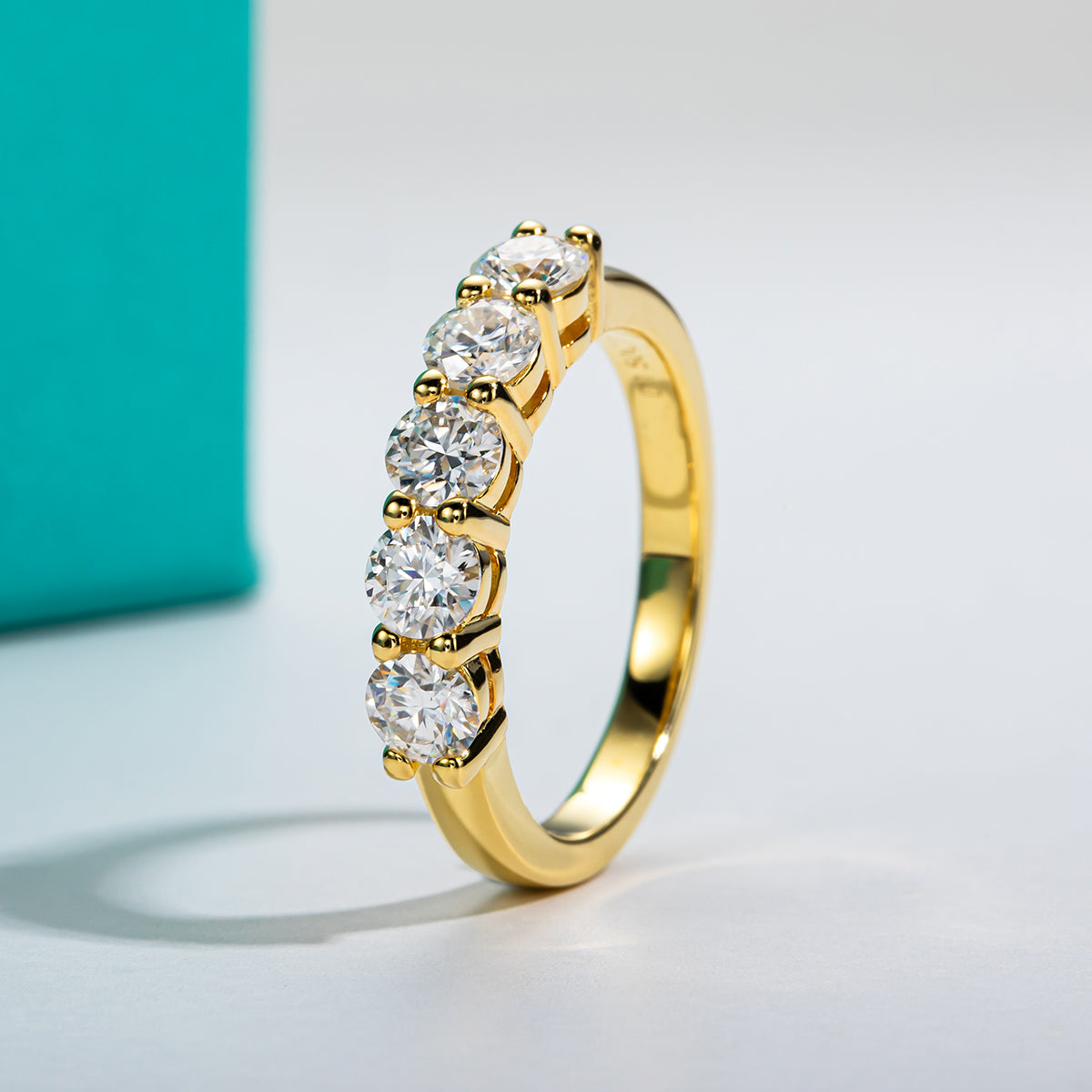 Round Cut 5 Stone Moissanite Wedding Band (1.5cttw)