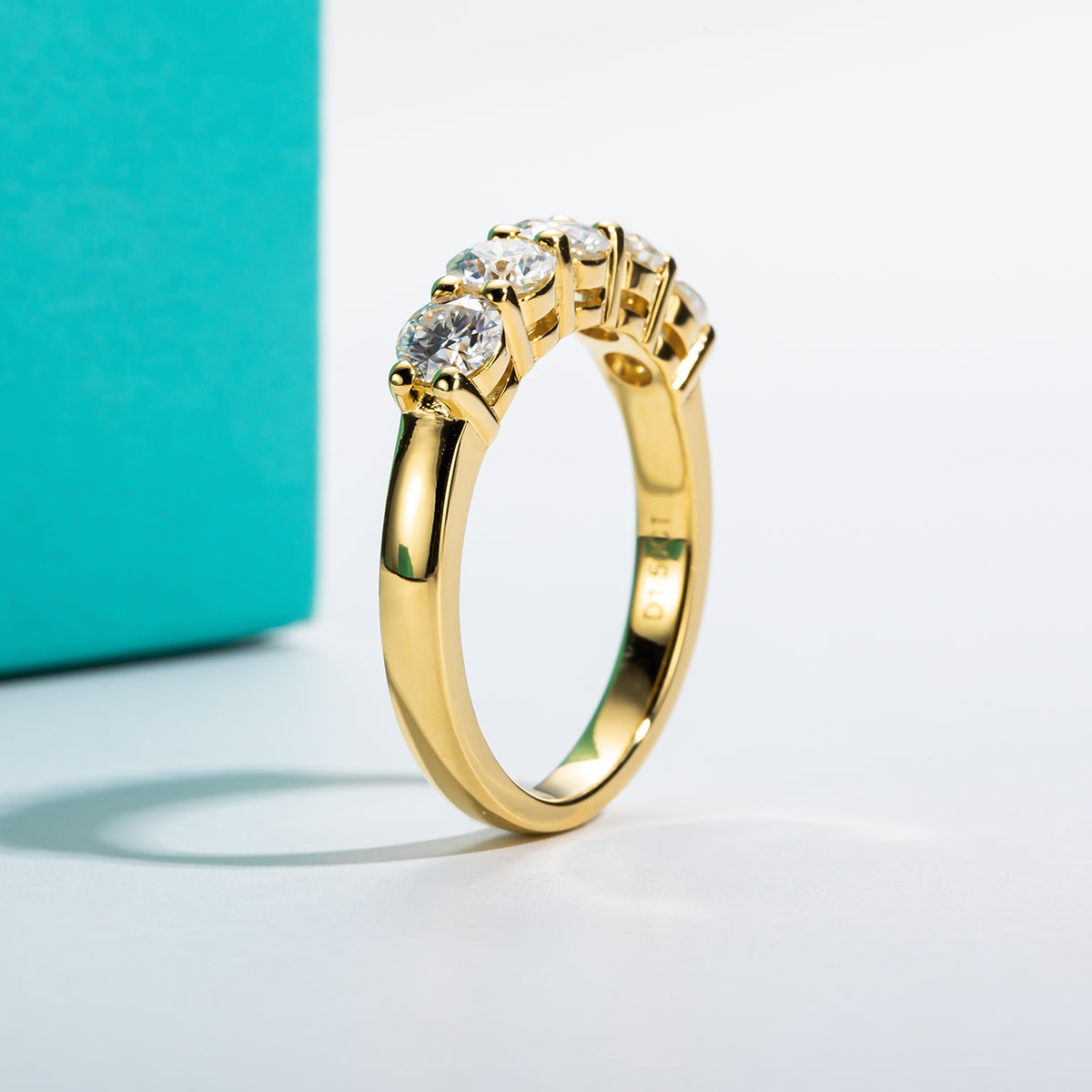 Round Cut 5 Stone Moissanite Wedding Band (1.5cttw)