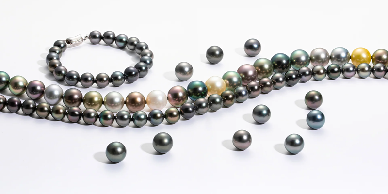 About Tahitian Black Pearls