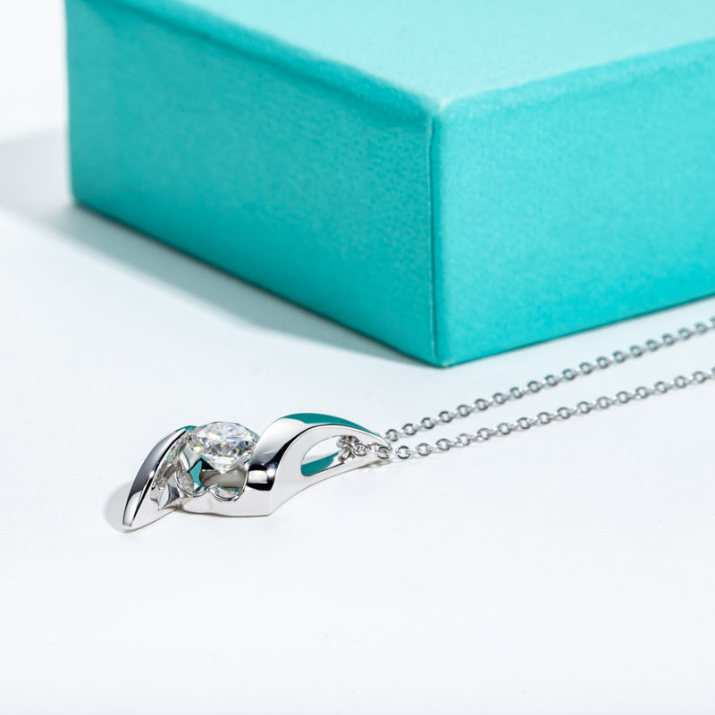 Moissanite Diamond Pendant Necklace (1 ct)