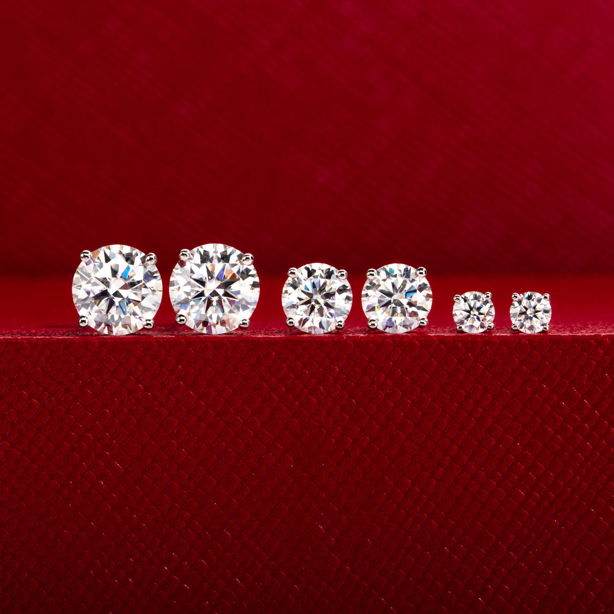 14K Gold Round Moissanite Stud Earrings