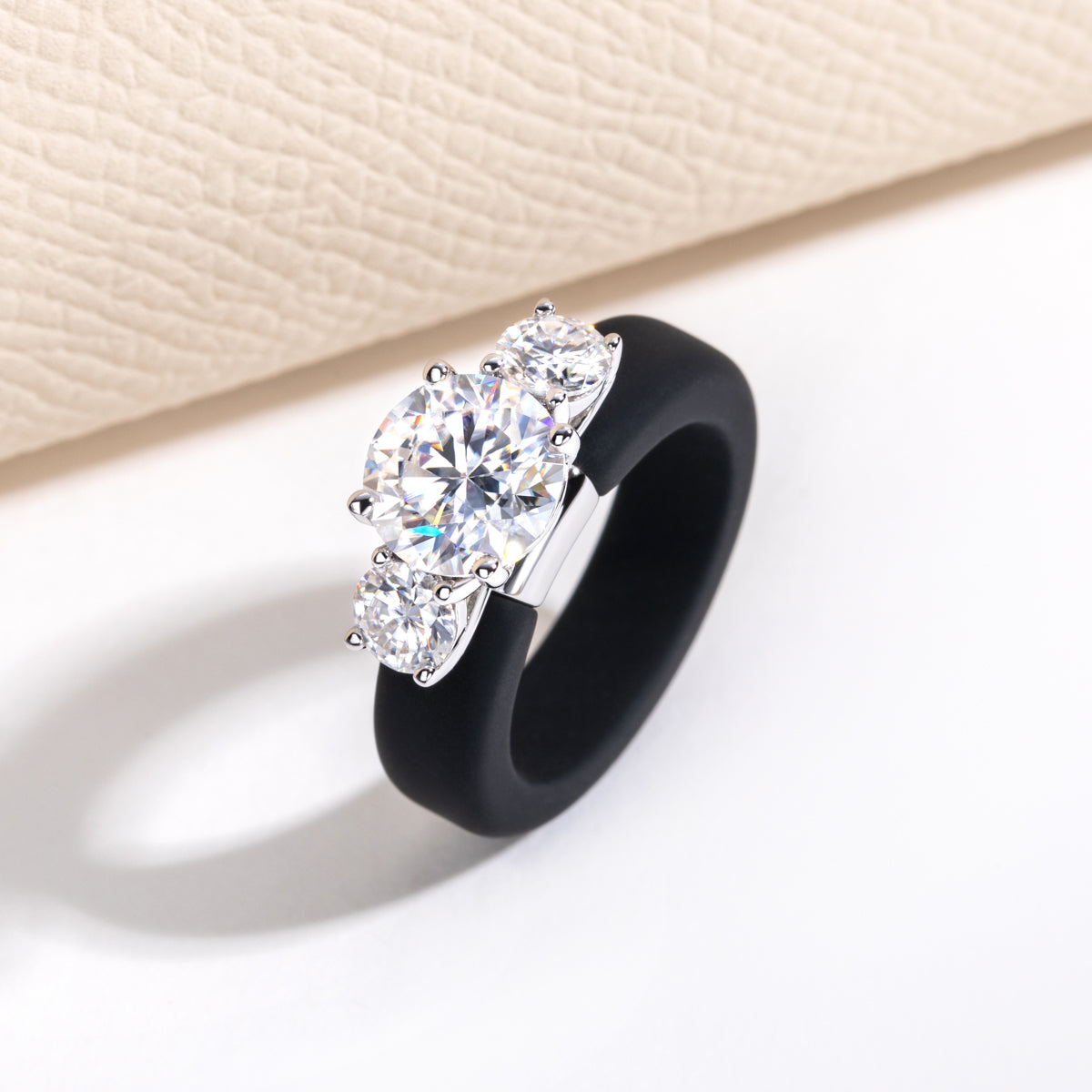 S925 Sterling Silver Moissanite Round Silicone Ring