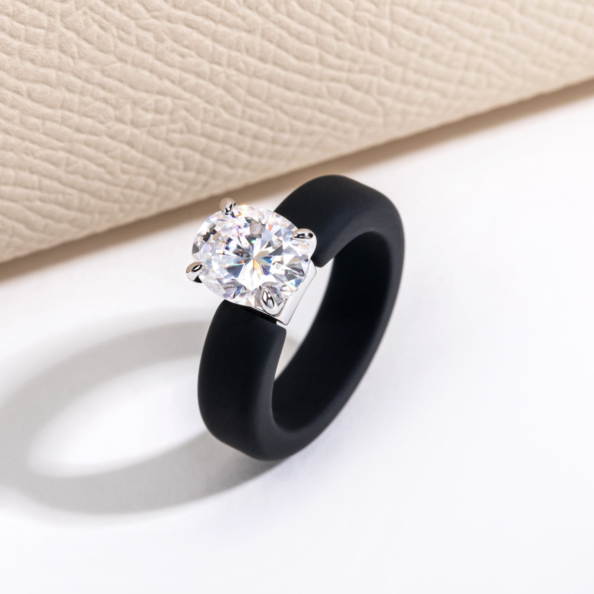 S925 Sterling Silver Moissanite Oval Silicone Ring