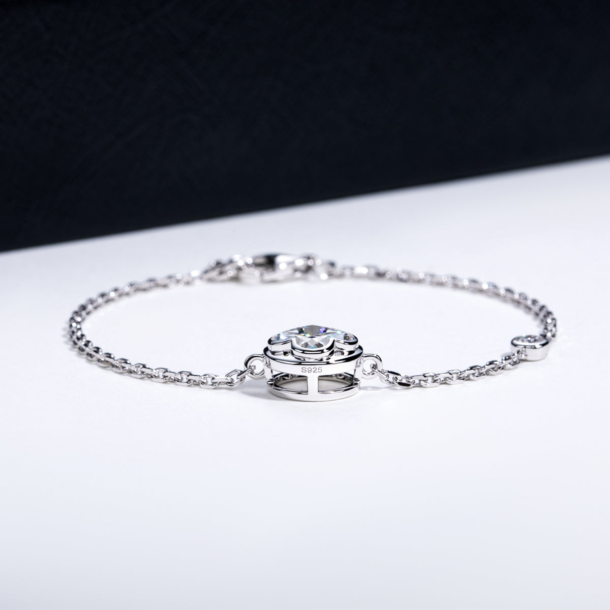 S925‑Silver 2.0‑CT Moissanite Four‑Leaf‑Clover Cut Bracelet