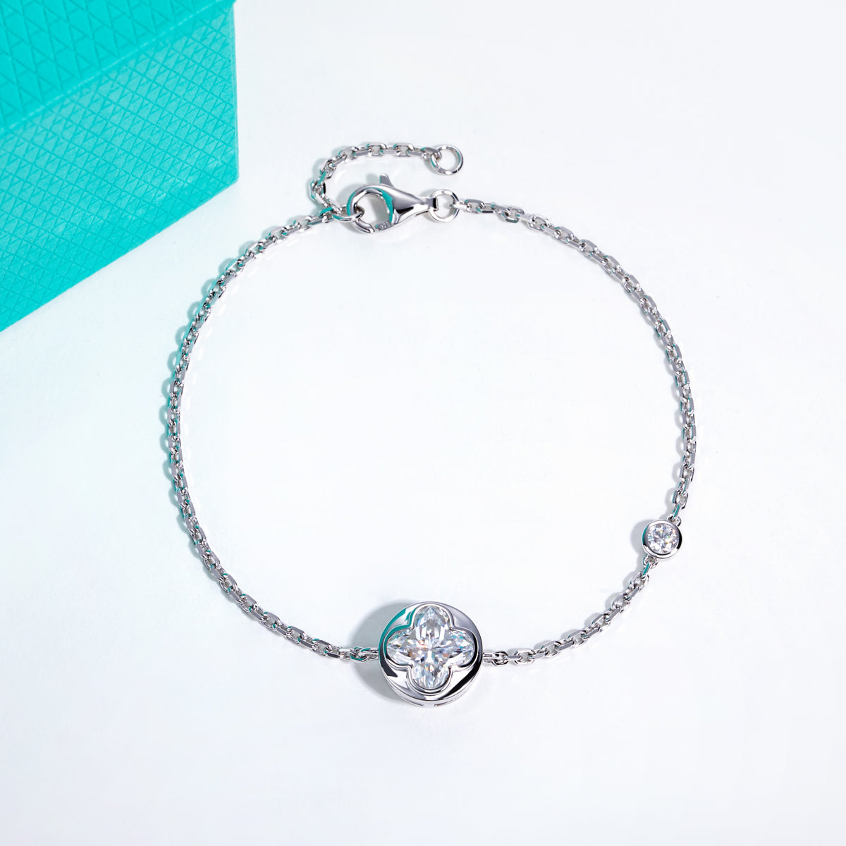 S925‑Silver 2.0‑CT Moissanite Four‑Leaf‑Clover Cut Bracelet