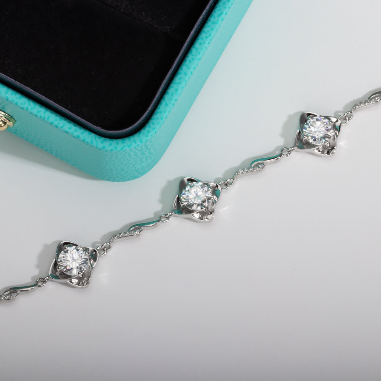 Moissanite Pinwheel Twisted Silver Adjustable Bracelet
