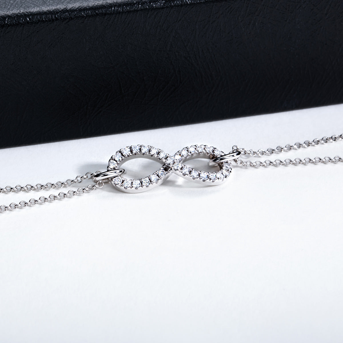 S925 Sterling Silver Figure 8 Moissanite Double Layer Bracelet
