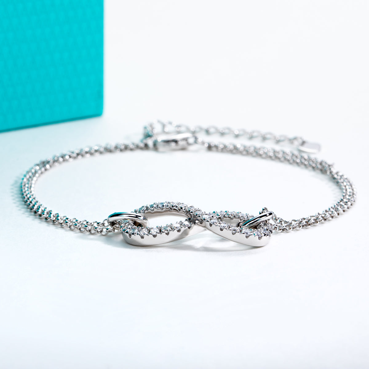 S925 Sterling Silver Figure 8 Moissanite Double Layer Bracelet