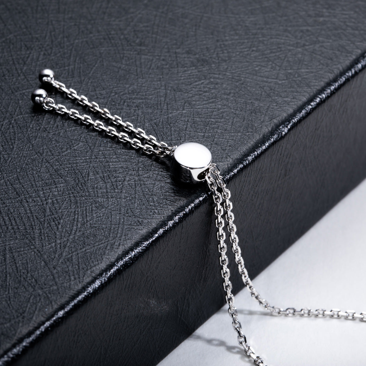 S925 Sterling Silver Round Moissanite Cartier-Style Bracelet