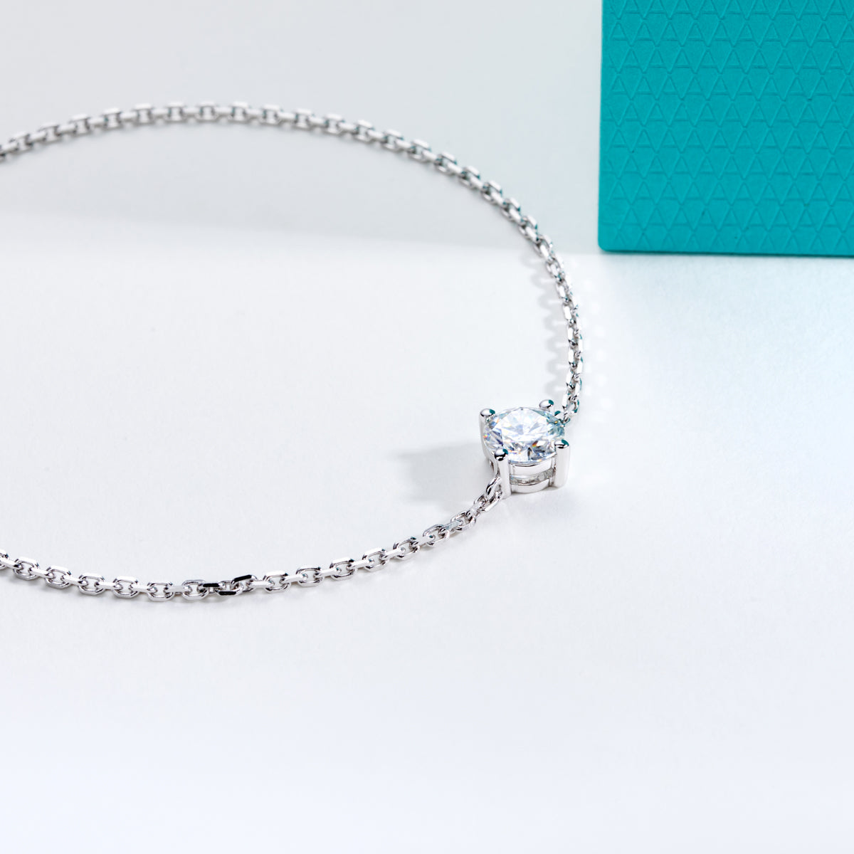 S925 Sterling Silver Round Moissanite Cartier-Style Bracelet