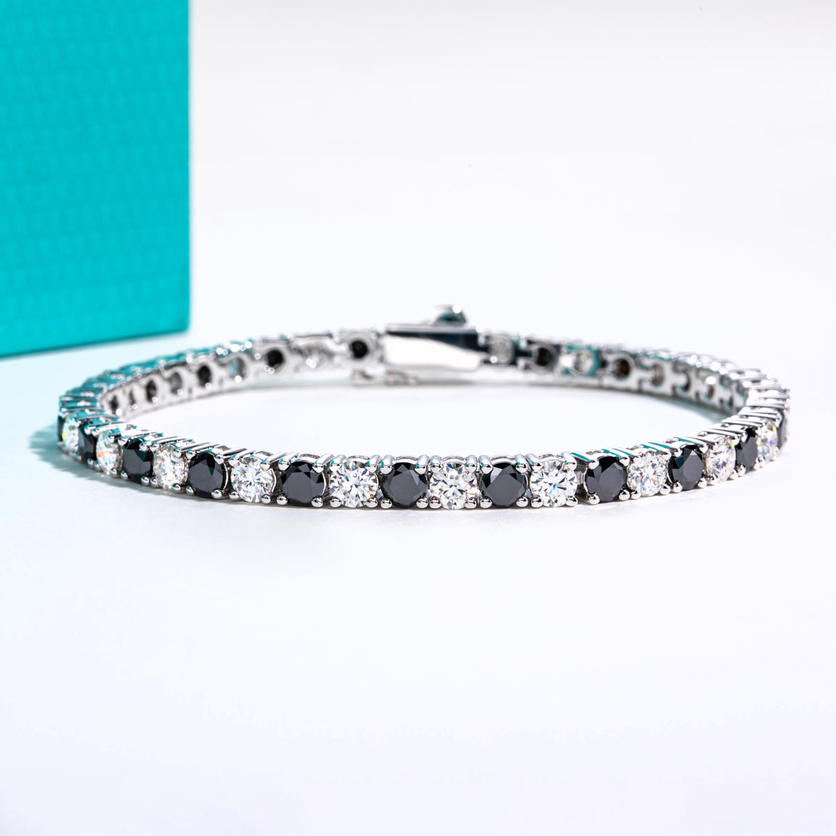 Black & White Moissanite Bracelet，S925 Sterling‑Silver