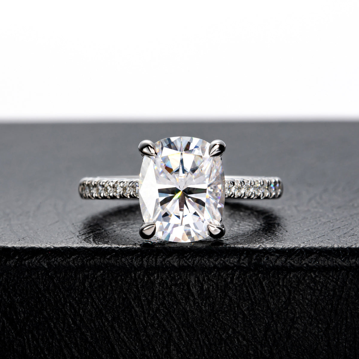 5.0 CT Moissanite Luxury‑Style Ring in S925 Sterling Silver