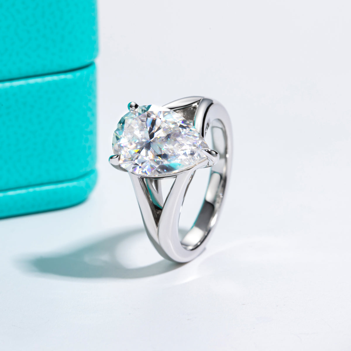 S925‑Silver Single‑Head Pear‑Shaped Moissanite Ring