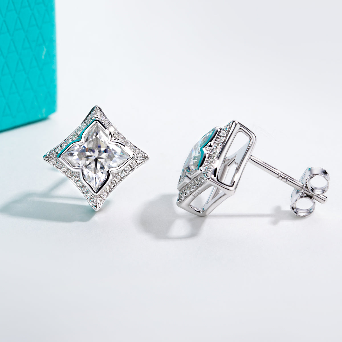 S925‑Silver 1.2 CT Princess‑Cut Moissanite Lily‑Shaped Stud Earrings