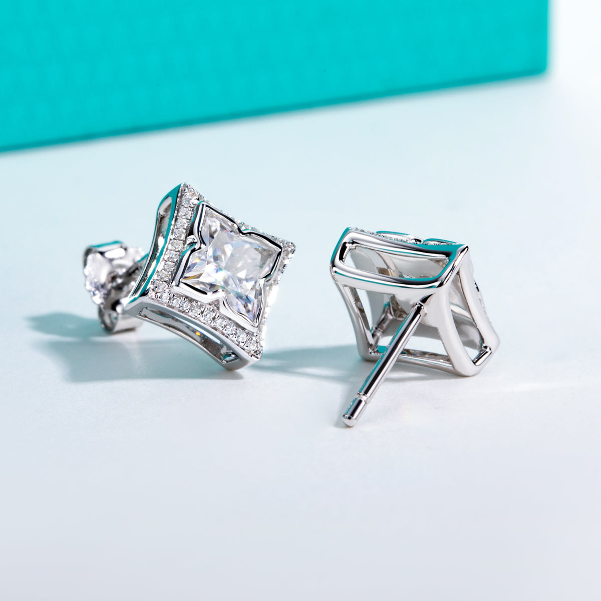 S925‑Silver 1.2 CT Princess‑Cut Moissanite Lily‑Shaped Stud Earrings