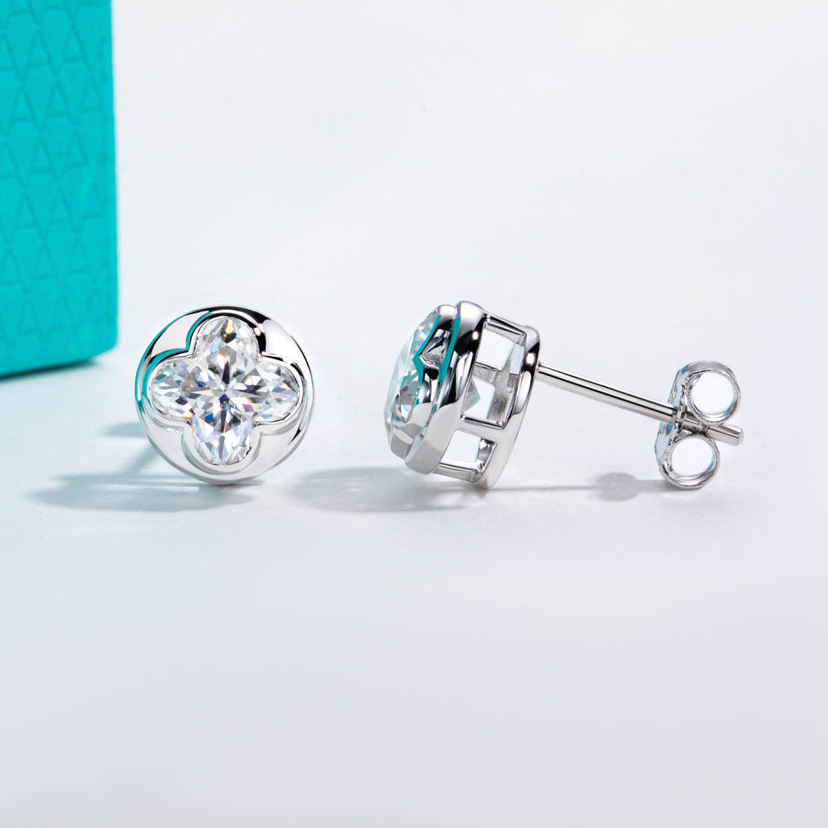 S925‑Silver 1.0CT Moissanite Four‑Leaf‑Clover Cut Stud Earrings
