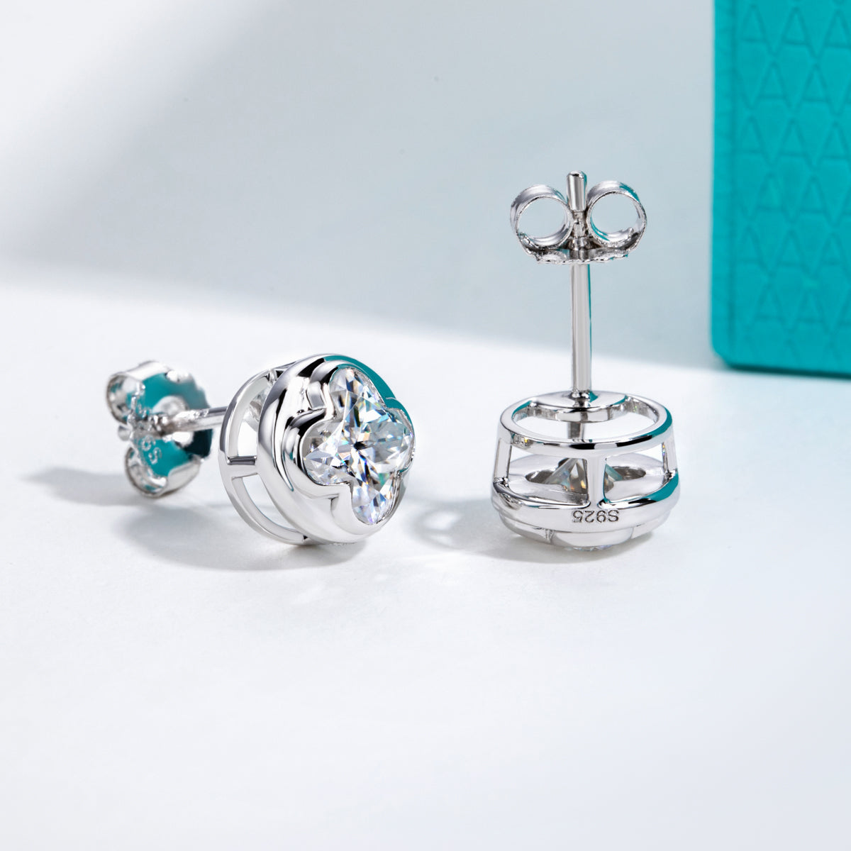 S925‑Silver 1.0CT Moissanite Four‑Leaf‑Clover Cut Stud Earrings