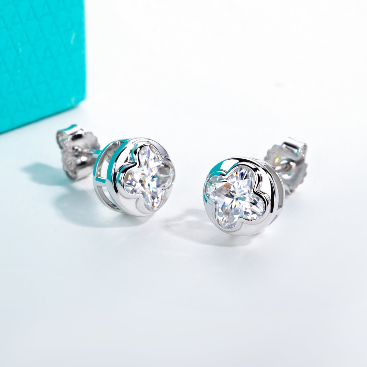 S925‑Silver 1.0CT Moissanite Four‑Leaf‑Clover Cut Stud Earrings
