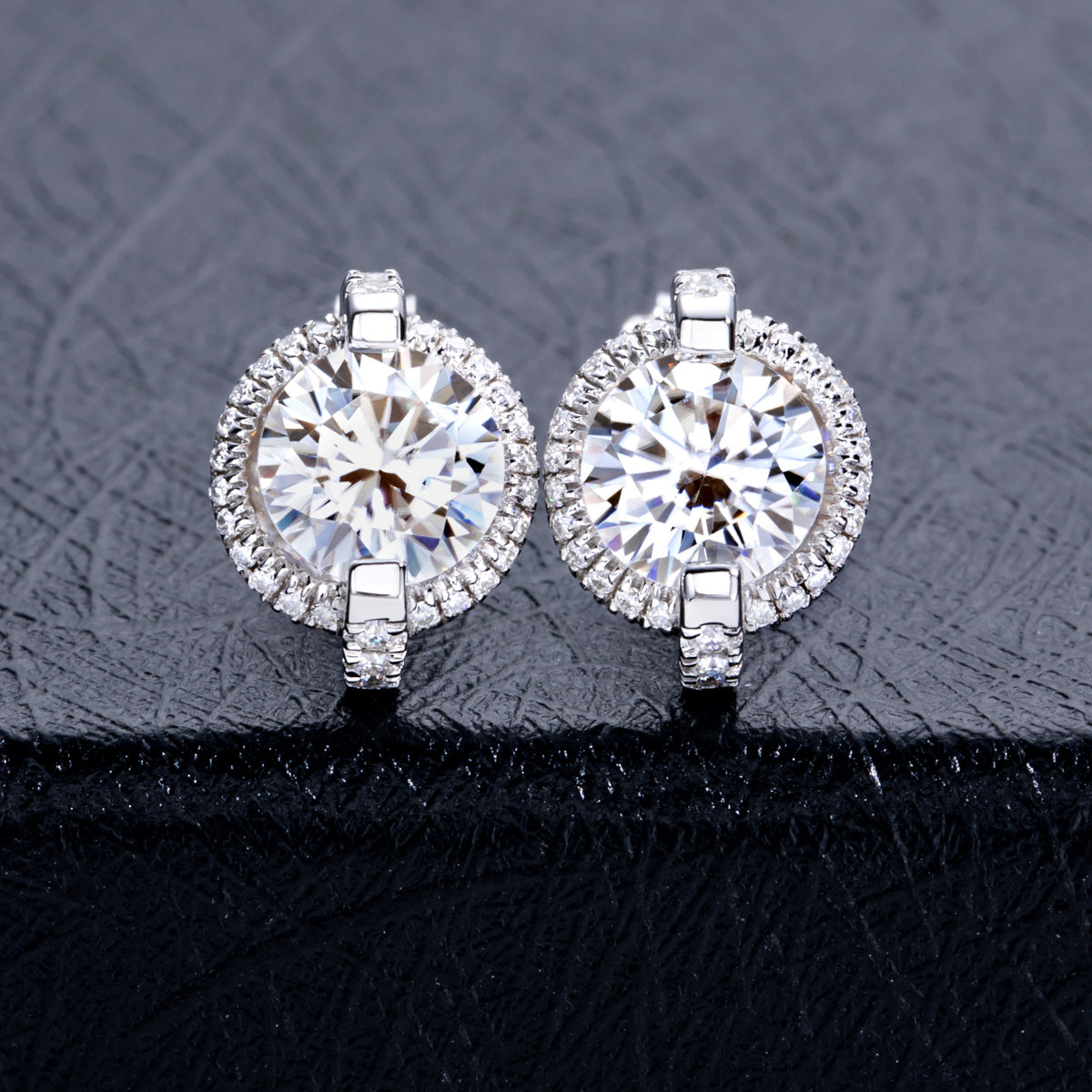 S925‑Silver Round Moissanite Stud Earrings, 1.0 CT