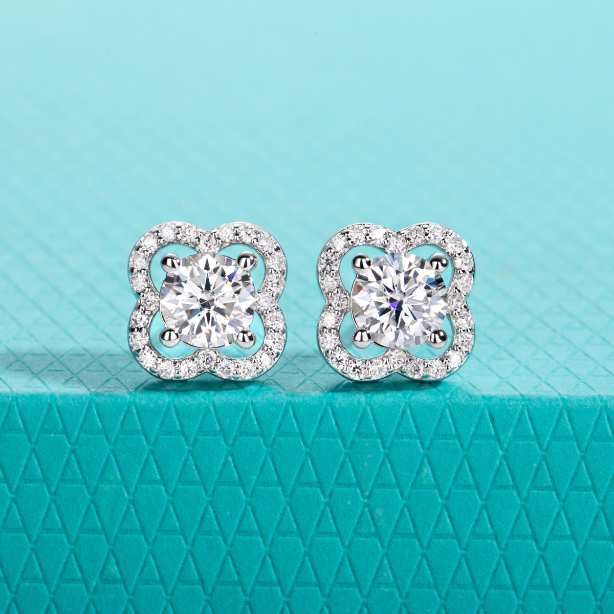 Four Leaf Clover Moissanite S925 Stud Earrings